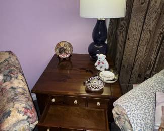 end table and lamp