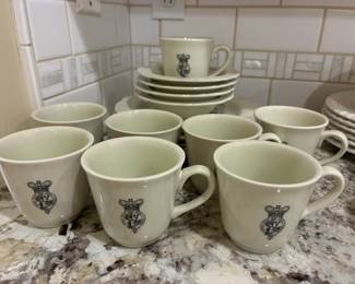 16 piece King's Arms Tavern Williamsburg, $200