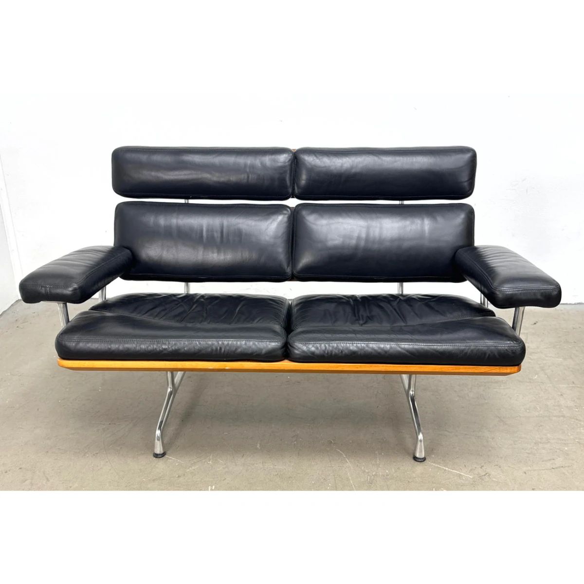 Lot 1400 Herman Miller Charles and Ray Eames Intermediate 2 Seat Sofa Model ES110 in Black Leather and sculpt