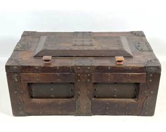 Lot 1424 Antique Arts and Crafts Oak Wood with Brass Ornamentation Safe Strong Box. Very Heavy Construction,