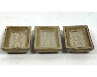 Lot 1825 3pc Set rectangular Japanese Mingei style stoneware condiment dishes with Kushime pattern and iron w