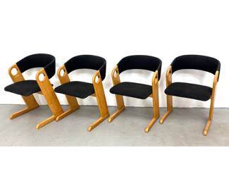 Lot 1402 4 Skovby Mobelfabrik cantilever dining chairs. Rud Thygesen style.