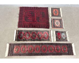 Lot 2065 Group of 6 hand knotted Pakistani and Afghan wool rugs including Saph prayer design and runners