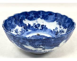 Lot 1828 19th Century Japanese Flow Blue Porcelain Bowl with Scalloped Rim and Chinoiserie Phoenix Pattern