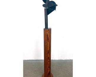Lot 1568 GERALD DIGIUSTO Modernist Abstract Bronze Sculpture. Mounted on Organic Natural Wood Pedestal Base.