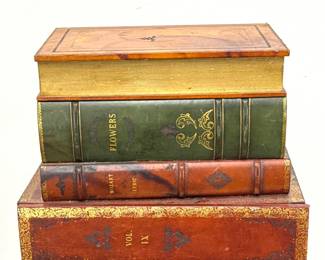 Lot 1728 Leather Bound Faux Books Stack Trunk. Storage Box. Paper Lined. Lid Lifts Up. Lower Book is Drawer F