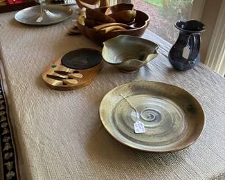 Stone ware and wood accessories