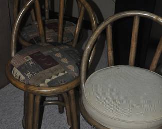 3 Bar Stools