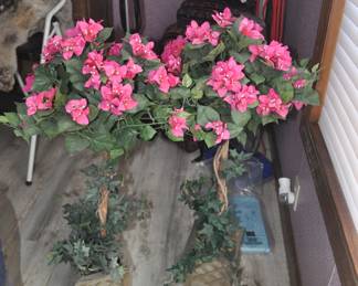 Topiaries Artificial