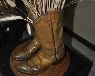 Lacquard Cowboy Boots