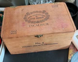 Jose Gener Excalibur Cigar Box