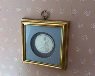 Cherub Medallion Plaque