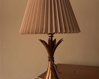 Gilt Metal Pineapple Table Lamp