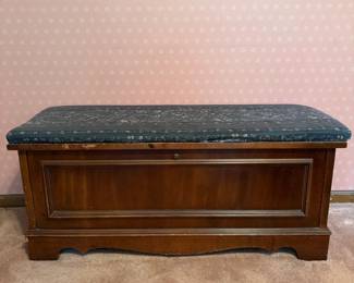 Lane Cedar Chest