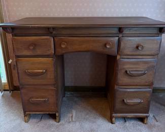 Wood Pedestal Desk