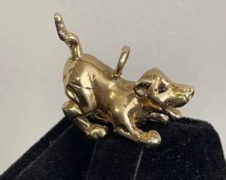 14k gold Dog pendant