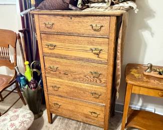 Wooden Drawer Chest
