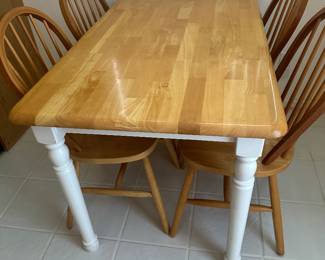 Kitchen Table with 4 Chairs
