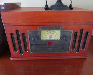 Record player with CD/Radio