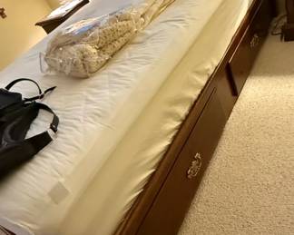 Traditional Wood Captains Bed with Storage Drawers