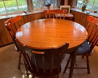 Vintage Oak Pedestal Dining Set with SpindleBack Chairs