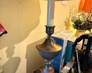 Vintage Stiffel Style Brass Urn Table Lamp