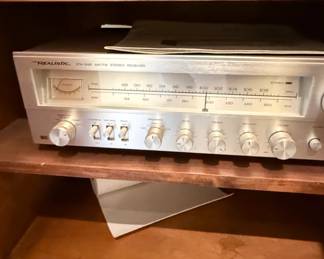 Realistic STAB AM or FM Stereo Receiver