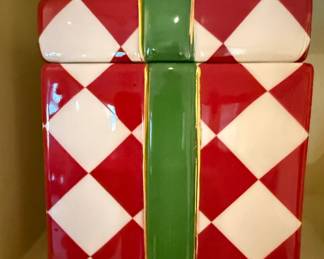 Real Home Earthenware Ceramic Christmas Present Cookie Jar