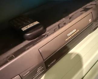Toshiba M Pro Drum HiFi VHS VCR