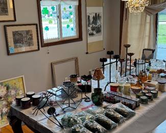 Candles & Artwork & Decor