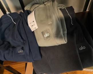 Alo Clothing