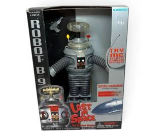 Trendmasters 1997 Lost In Space Robot B9 Animated Figurine