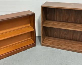 2 Bookshelves