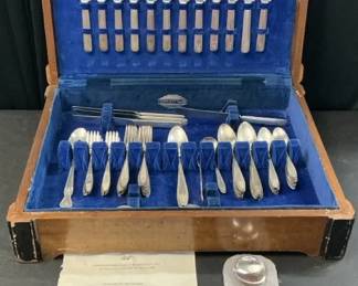 Community. Plate Silverware Set Elizabeth SealTop Spoon