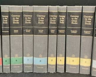 Set Of 10 Gateway To The Great Books