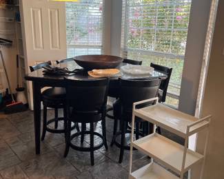 Triangular Table 6 Chairs Excellent Condition 