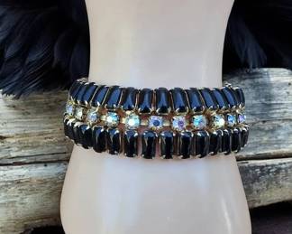 Vintage GORGEOUS Black Glass With Aurora Borealis Iridescent Rhinestones Bracelet Gold Tone