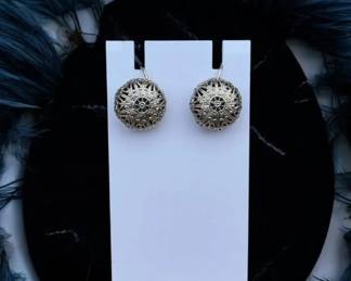 Vintage Dome Filigree Clip ScrewBack Earrings