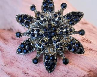 Vintage Black Fauceted Rhinestone Floral Brooch