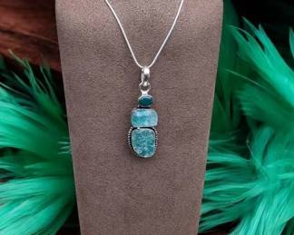 Green Druzy Quartz Long Pendant Necklace