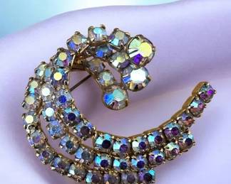 Vintage Aurora Borealis Rhinestone Crescent Brooch Pin Gold Tone