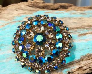 Vintage Teal Blue Aurora Borealis Domed Rhinestone Cluster Brooch