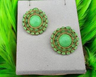 Vintage Faceted Green Cabochon ClipOn Earrings