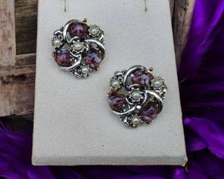 Vintage Floral Cluster ClipOn Earrings