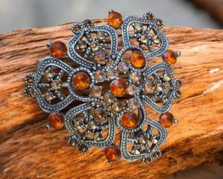 Vintage Floral Filigree Rhinestone Brooch