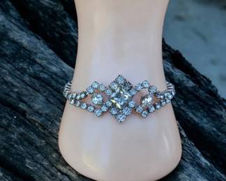Vintage Geometric Rhinestone Crystal Statement Bracelet