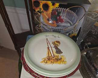 Collectible plates