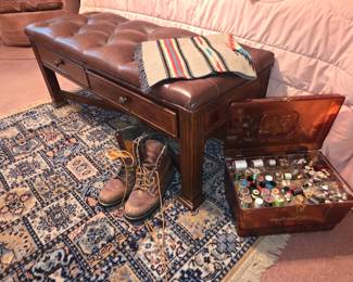 Leather top bench w/drawers