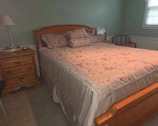 Solid Oak queen bed and nightstand