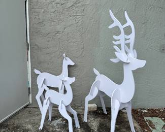 Wooden reindeers